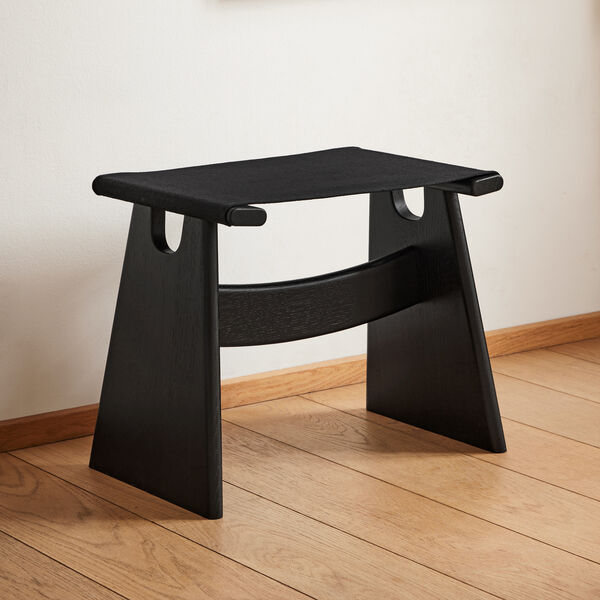 Seto Hocker, black lacquered oak/black, Fredericia Furniture