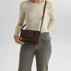JulesMBG Crossbody-Tasche aus Wildleder, dark brown, Markberg