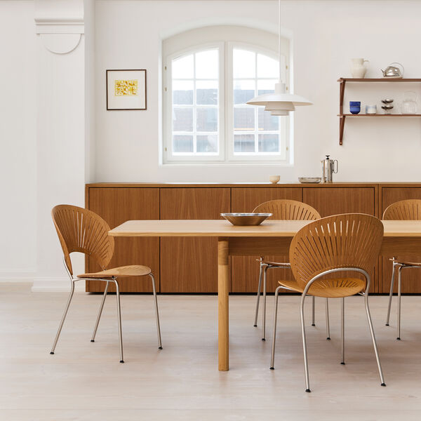 3398 Trinidad Stuhl, oiled oak/chrome, Fredericia Furniture