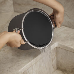 Grey Line Pot 2,5 L, Eva Trio