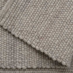 Agner Rug, light grey, Linie Design