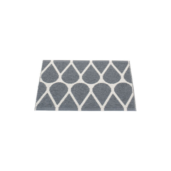 Otis Plastic Rug, granit/ fossil grey, Pappelina
