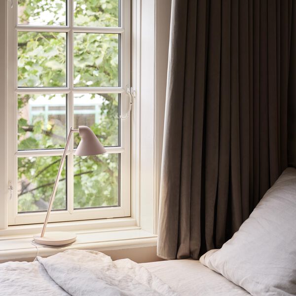 NJP Mini Table Lamp, soft pink, Louis Poulsen