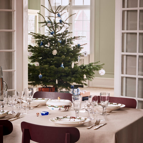 Stjerne Riflet Jul Schale mit Deckel 21 cm, Royal Copenhagen