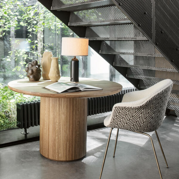 Moon runder Esstisch, ge&ouml;lte Eiche, GUBI