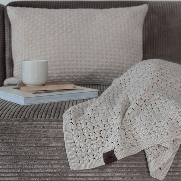 Knitted Cushion Mauntain, beige melange, By LOHN