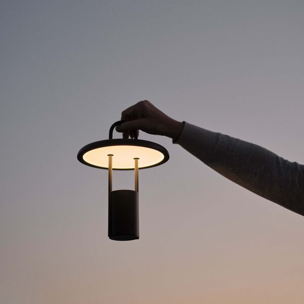Pier tragbare LED-Leuchte, black, Stelton