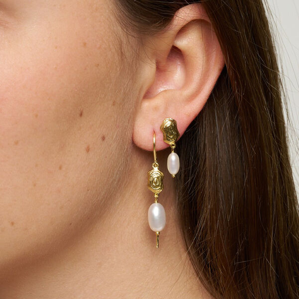 Esther pearl earrings, gold plated, Pure by Nat