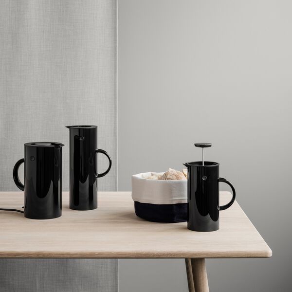 EM77 Thermoskanne, black, Stelton