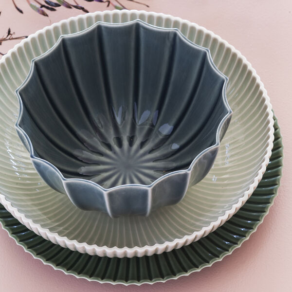 Samsurium Teller Essteller &Oslash; 27 cm, gr&uuml;n, Dottir Nordic Design