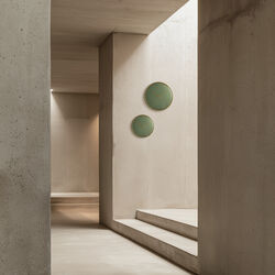 City Hall Wanduhr Medium, gr&uuml;n, Arne Jacobsen Clocks