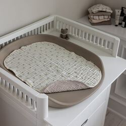 Nursing Towel Muslin, beige, Sebra