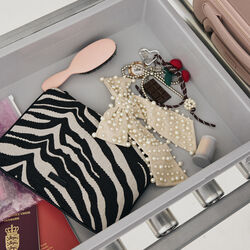 Tages-Schoko-Charme, chocolate plum, DAY ET