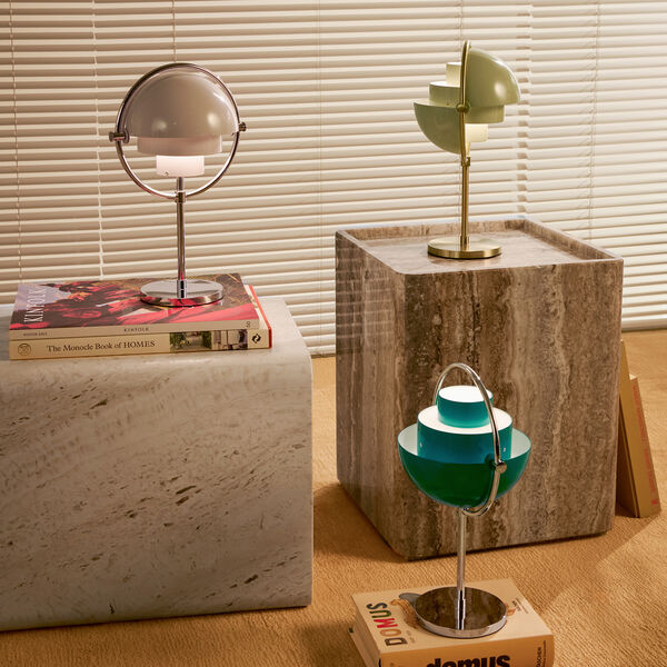 Tragbare Multi-Lite-Lampe, blasslila, GUBI