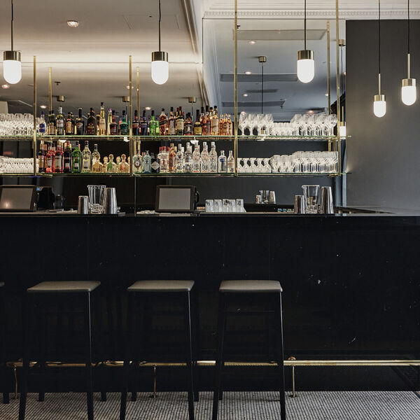 Vox Pendant, brass/opal, Rubn