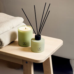 Inhale Scented Candle, garden greens, Himla