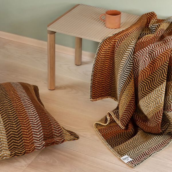 FRI Cushion, stubble field, R&oslash;ros Tweed