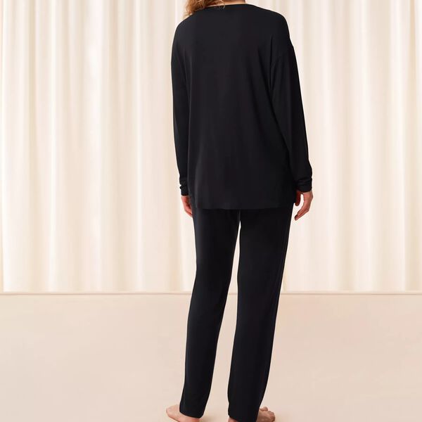 Zeitlose Sinnlichkeit PK LSL, black, Triumph