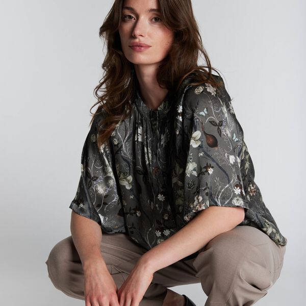 2009PBOOpala blouse, castor green, PBO