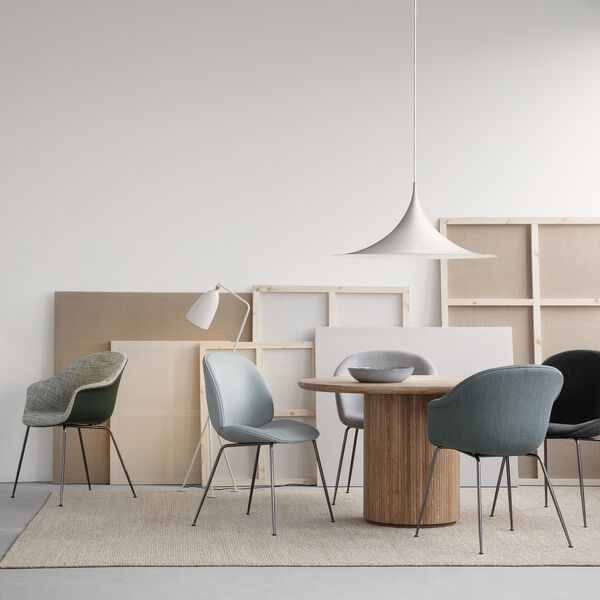 Semi Pendelleuchte, schwarz halbmatt, GUBI