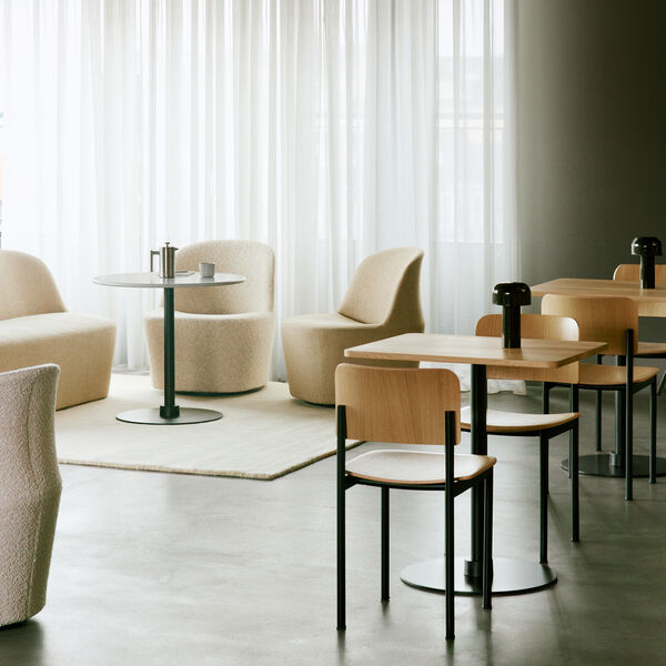 Plan-Stuhl, lacquered oak/black, Fredericia Furniture