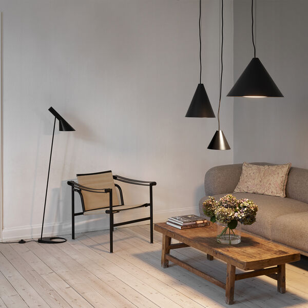 Keglen Pendelleuchte, black, Louis Poulsen