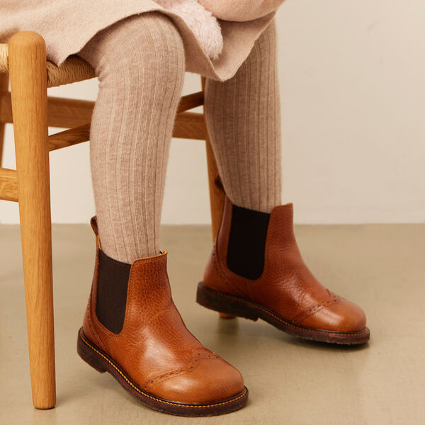 Chelsea-Stiefel mit Brogue-Lochmuster, mittelbraun, ANGULUS