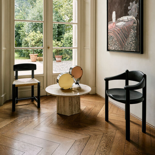 Daumiller Esszimmer-Armlehnstuhl, braun/schwarze Kiefer, GUBI