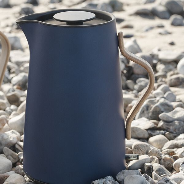 Emma Wasserkocher, dark blue, Stelton