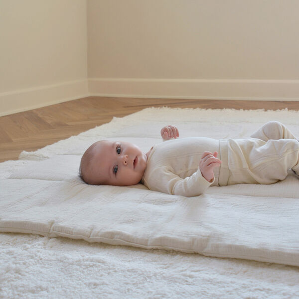 Calm Spielmatte, light stone, We Are Bitte