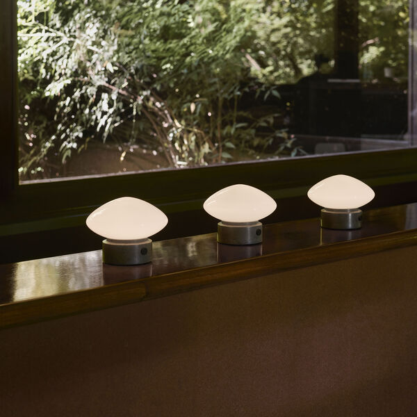 Mist AP21 Portable Lamp, verde guatemala, &Tradition