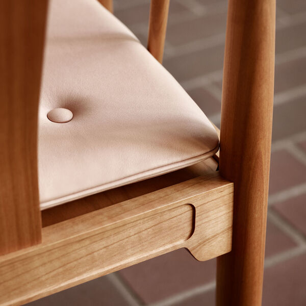 China Chair™ 80th Anniversary Edition, oiled cherry/natural, Fritz Hansen