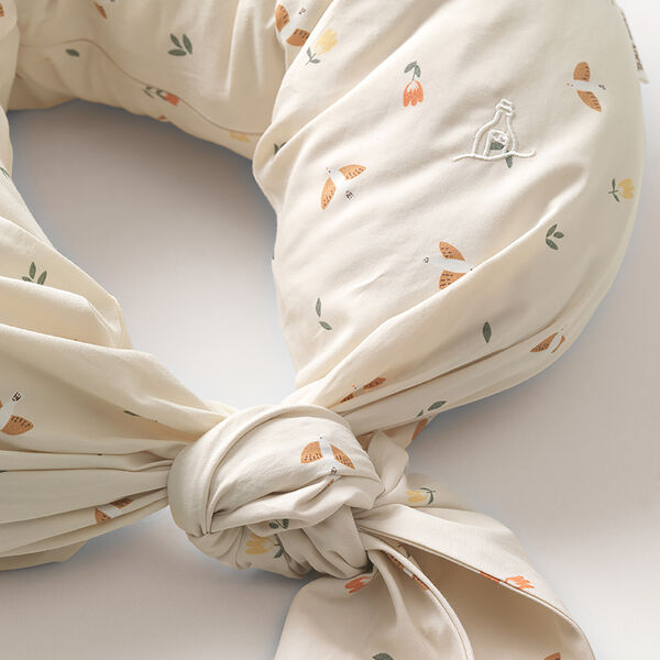 Nami Nursing Pillow, songbirds, Dear April