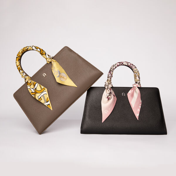 Cybill Handbag Stretch M, black, Aigner