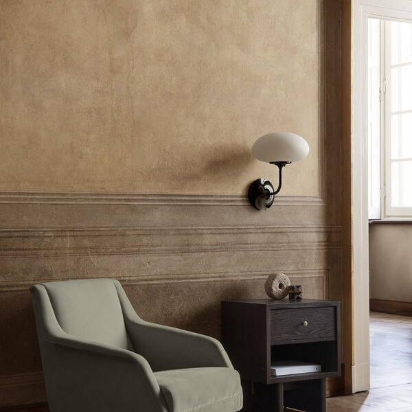 Stemlite Wandleuchte, Schwarzchrom, GUBI