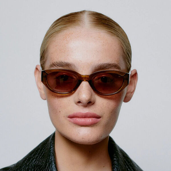 Winnie Sunglasses, smoke transparent, A. KJ&AElig;RBEDE